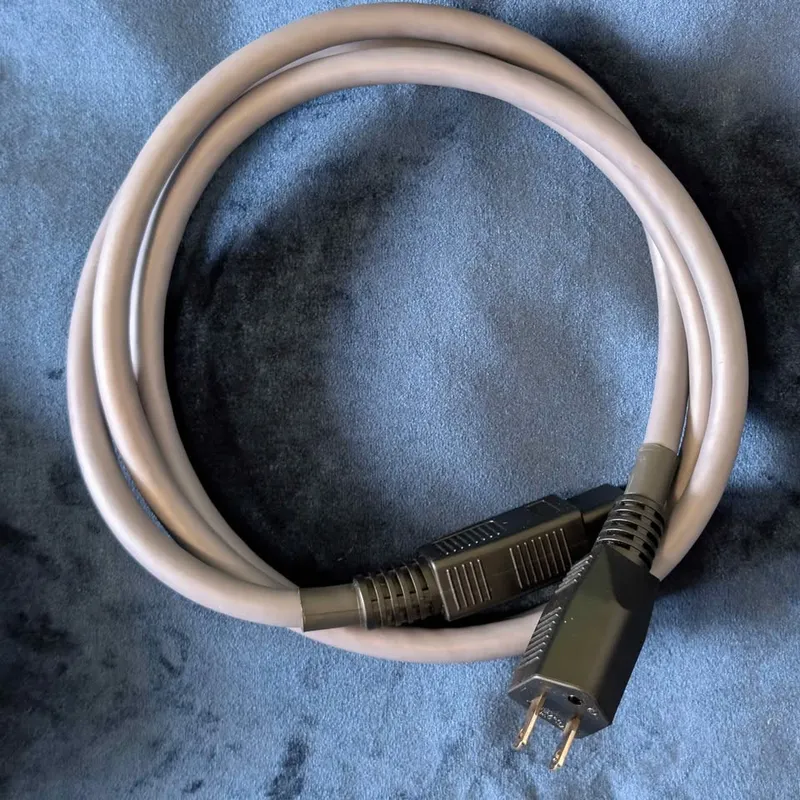 1.8M Oyaide PA-23 Power Cable (US Plugs)