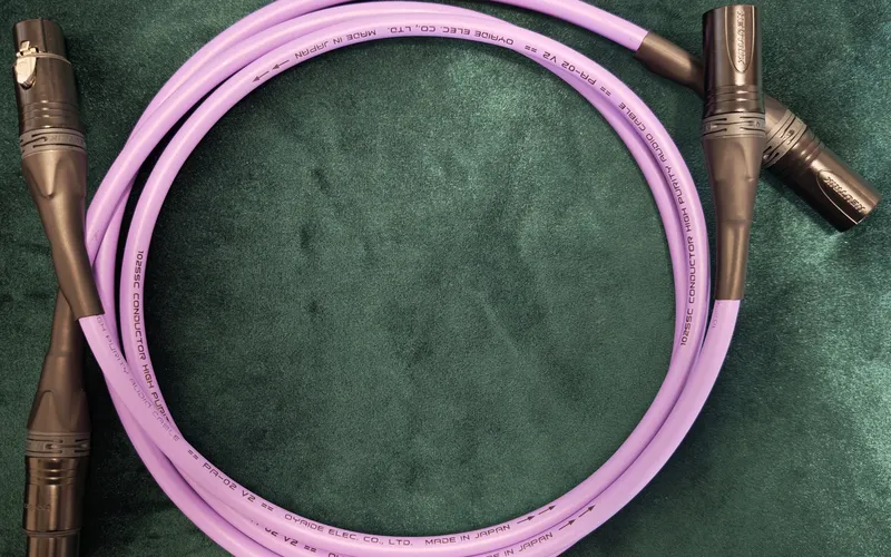 Oyaide PA-02 V2 XLR